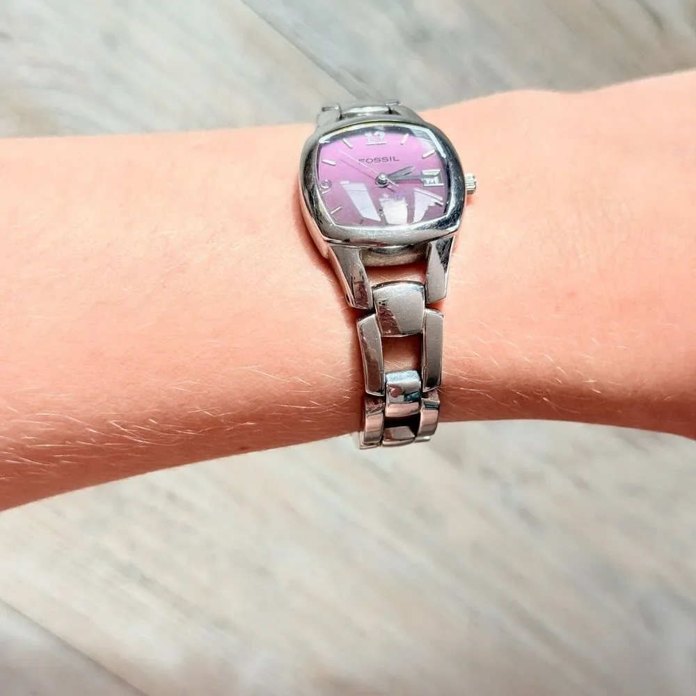 Vintage Fossil F2 Pink Dial Silver Tone Link Bracelet Watch Y2K Chunky Retro